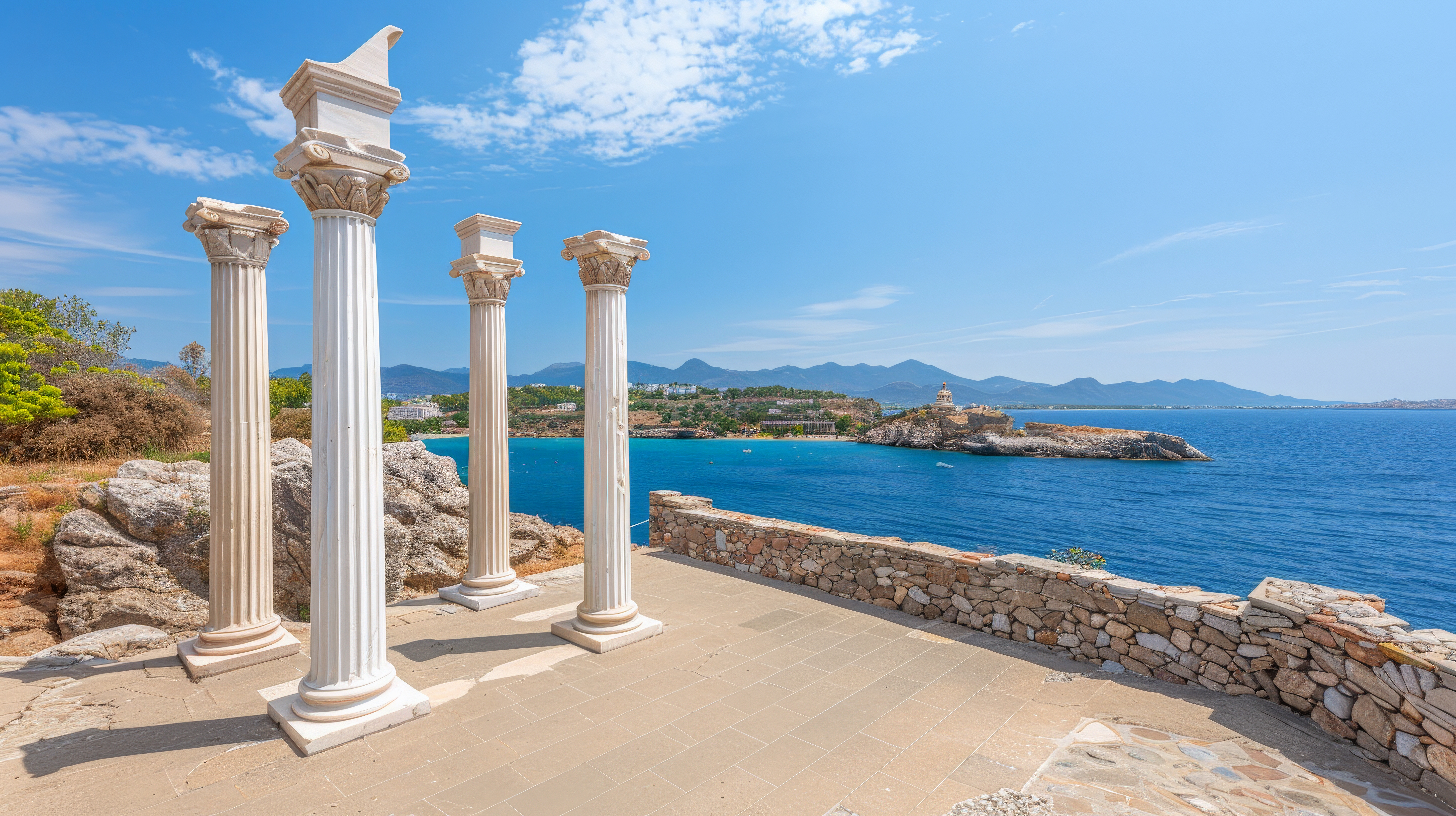 view-ancient-greek-architecture-with-temple-structure